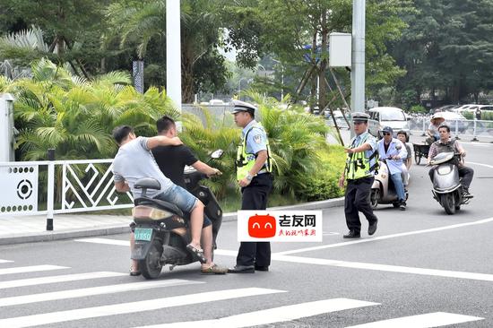 招聘交警_哈尔滨全年严查违停闯灯 重点管控这142条街路