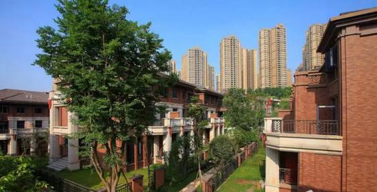 (中海峰墅 图源网络)