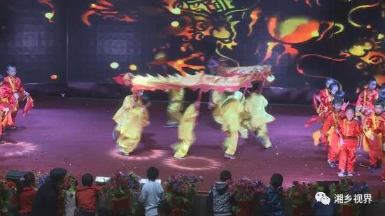 仙女湖演艺中心精彩的民俗演出
