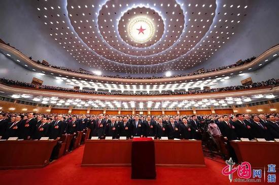 3月5日,十三届全国人大一次会议在人民大会堂开幕。