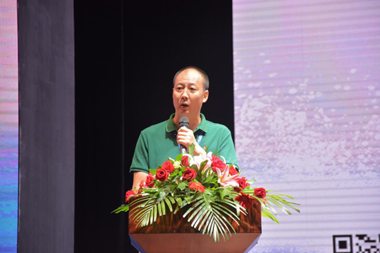 柳州卡乐星球经营管理有限公司总经理谢峰出席开幕仪式