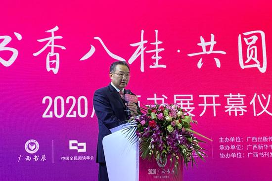 自治区党委宣传部副部长,自治区新闻出版局(自治区版权局)局长王晓华
