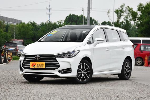 比亚迪宋MAX 7.99-12.99万元