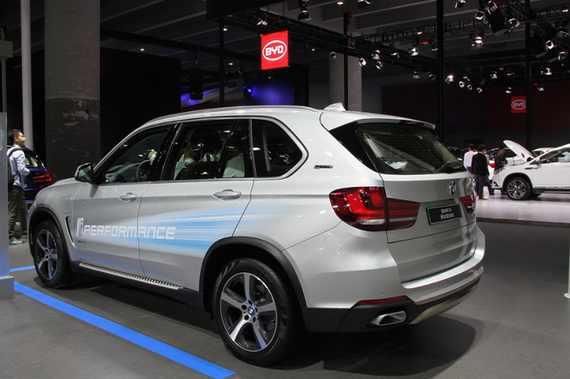 图为xDrive40e