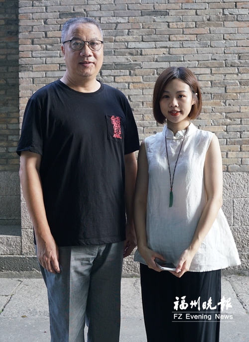 杨世膺与女儿钟若漪。