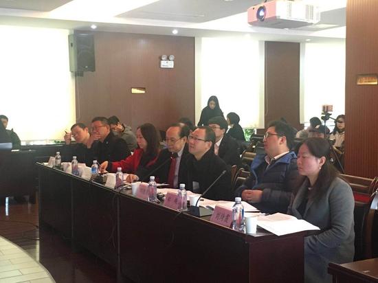 ͼΪ�Ŷӻش���������