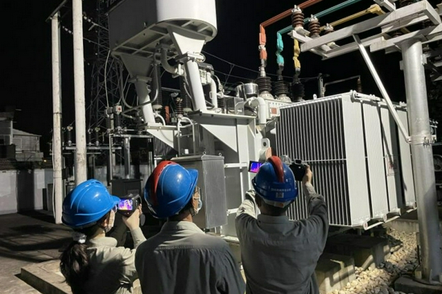 迎戰(zhàn)高溫 國網(wǎng)武漢市黃陂區(qū)供電公司為隔離點(diǎn)迅速接電