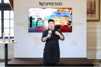 Nespresso浓遇咖啡咖啡大使Steve Wu与上海外滩华尔道夫酒店行政主厨Alan Wong