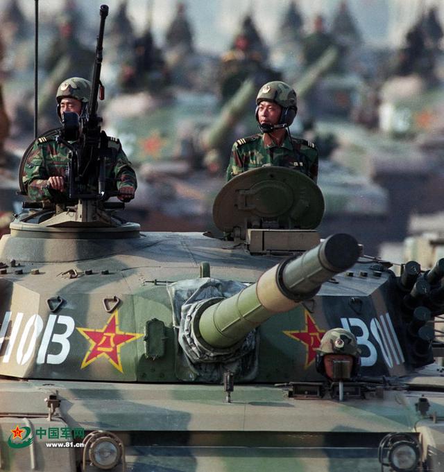 深度:中国坦克兵装备揭秘 为何最终还是选择了美式