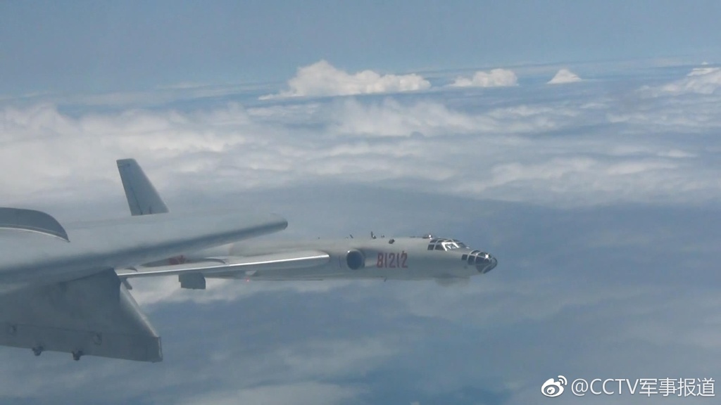 阿迪达斯清风系列-九游体育(JIUYOU)官方网站-APP下载官网入口