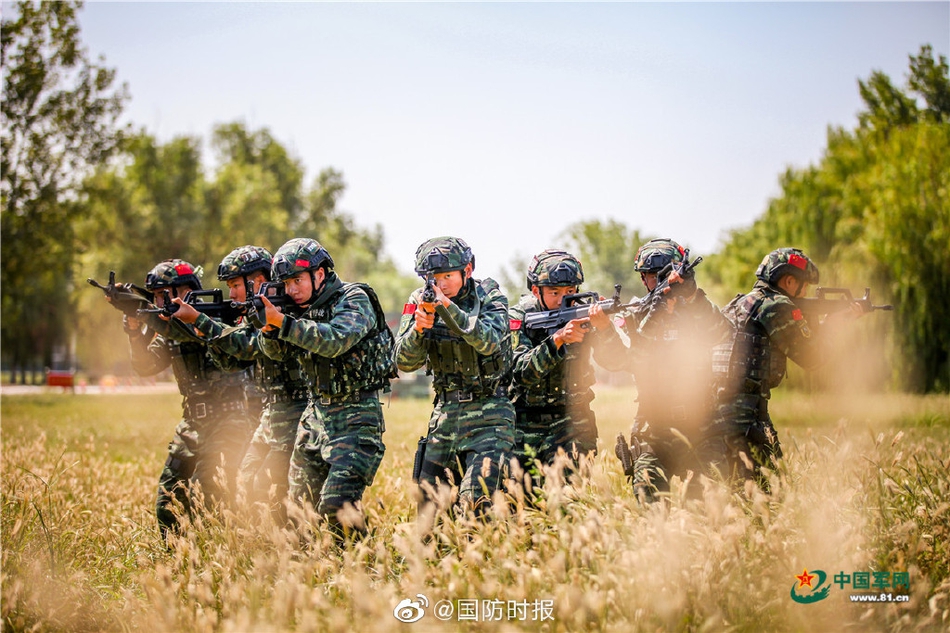 无人机抢眼!直击中国武警部队实战化训练现场