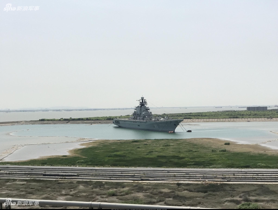 RAjc-fyvtmxc4435157.jpg