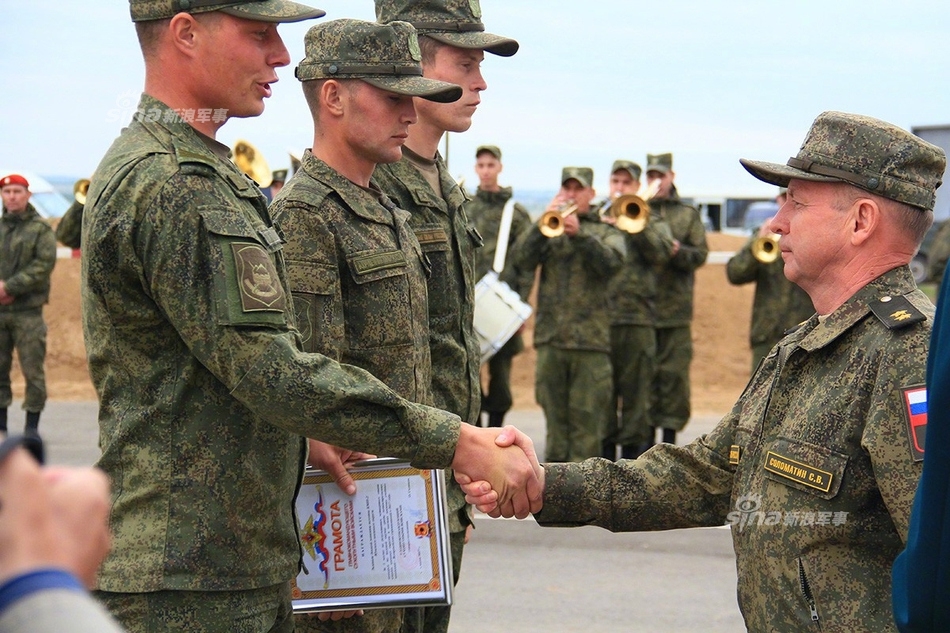 俄美两国防长通电话 i7X1-fyfzfyz3642278.jpg