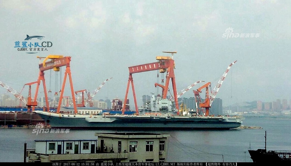 3Z9l-fyixias0595933.jpg