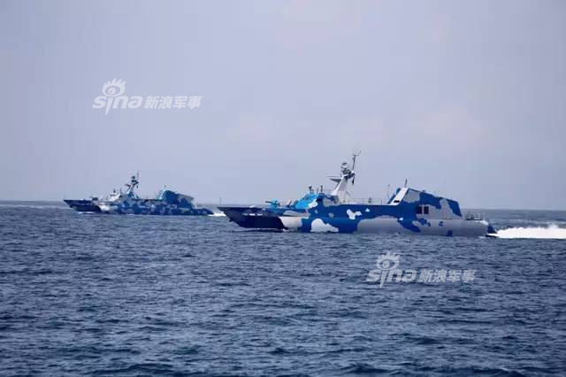 游荡的东海狼群我东部战区海军022导弹艇编队出击