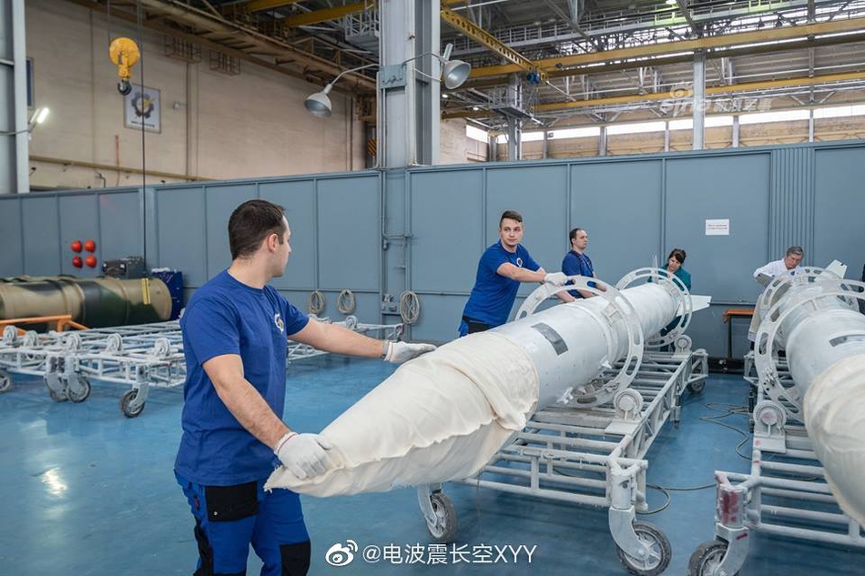erSU-hwfpcxm8794872.jpg