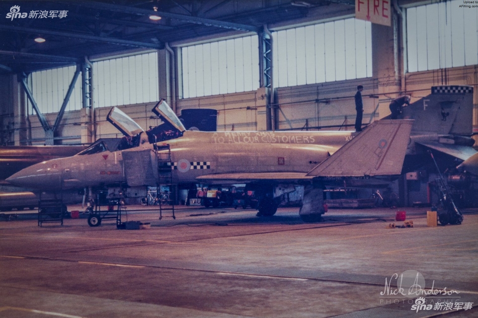 俄罗斯人追着熊打gif-我的座机变成了一颗图片