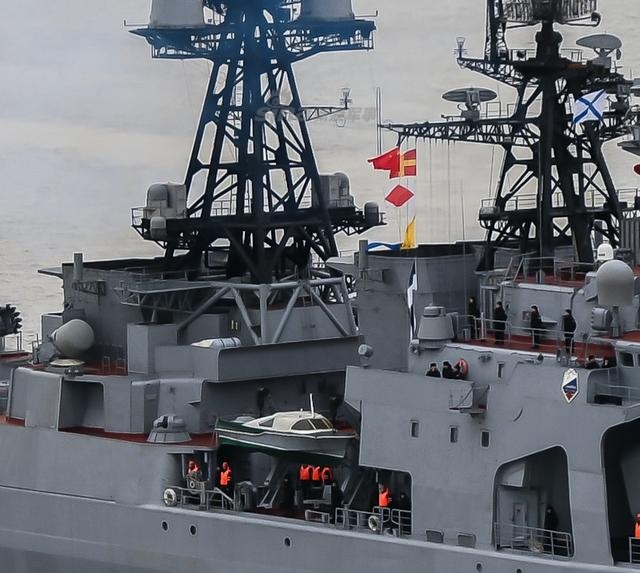 跟我军一起调戏日本?俄无畏级驱逐舰穿越宗谷海峡