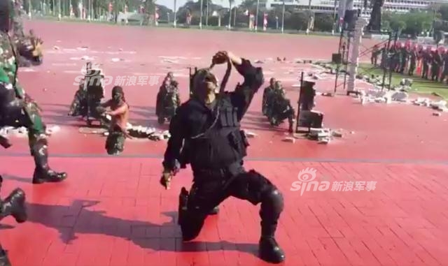 一度尼西亚人口_布什访问印尼引发抗议