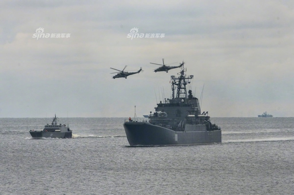 西方81军演吓坏北约图片