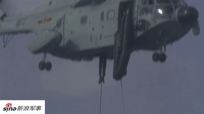 将来换装直20?中国海军蛙人搭乘直-8演练斩首行动