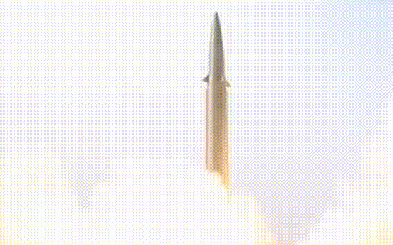 第一时间瘫痪台军!解放军火箭军密集试射导弹