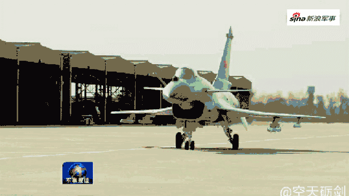 猛龙驭空!我空军歼10C战机多角度英姿曝光(动图)