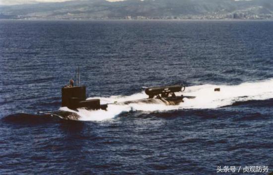△曾跑到苏联家门口安装窃听器的“鲷鱼”号核潜艇