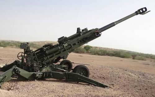 M777超轻型榴弹炮