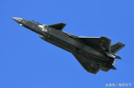 俄苏57战机或年底服役 搭载大杀器比中美更占