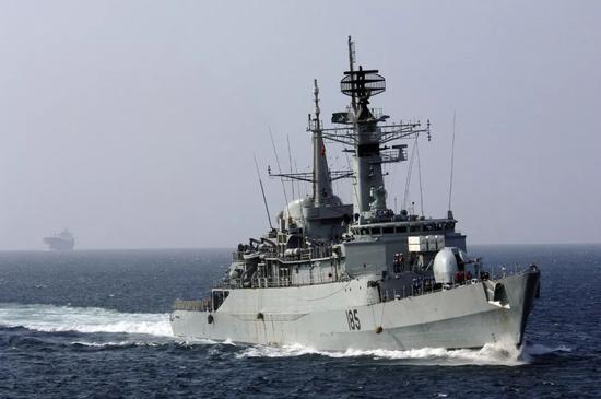 sMEE-hcikcew5339957.jpg
