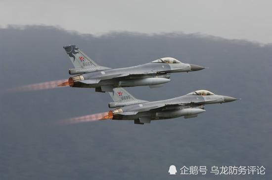 图片：台军的F-16起飞