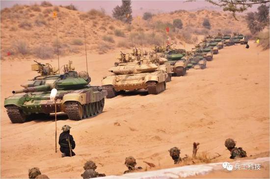 巴基斯坦不要中国VT-4坦克看上T-90S?这是不