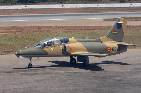 加纳空军K-8教练机