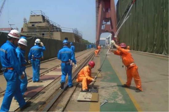 ͼΪ�����촬�����ں��еĵ�����055