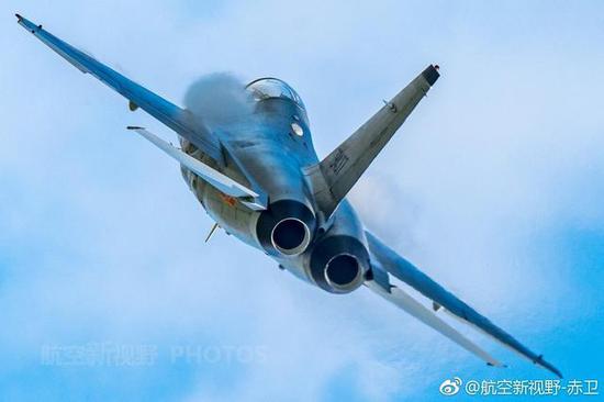 图片:前两天空军开放日上的教练-10,感谢原作者赤卫