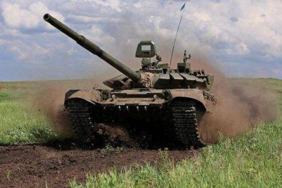 T72在飞驰