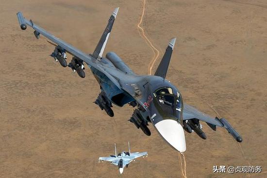 俄军2架苏34相撞坠毁损失有多大 价格还不如1