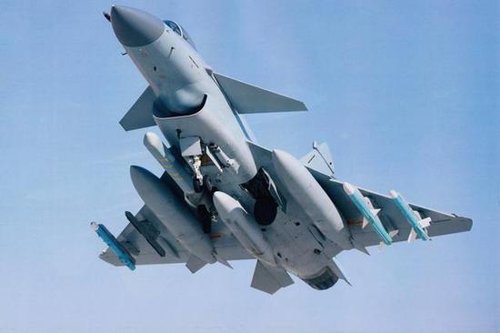 歼10C或将出口这两国 配有源相控阵雷达载PL