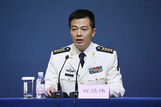海军新任新闻发言人程德伟。澎湃新闻记者 赵昀 图