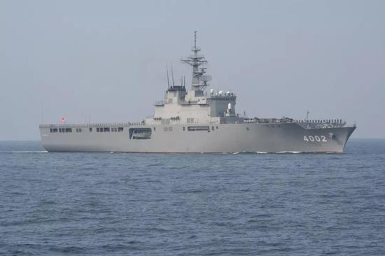 日本LST-4002“下北”号两栖攻击舰