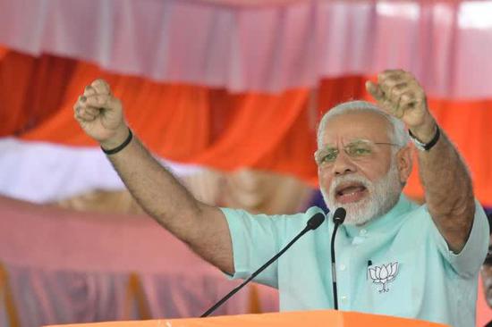 印度从北非到东南亚砸钱问路 欲将LCA卖全球