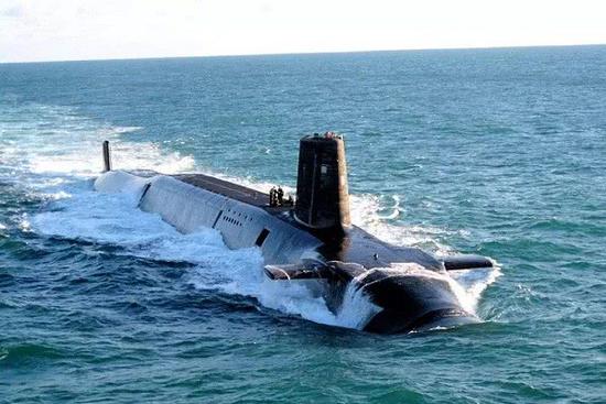 中国将再服役两艘094核潜艇 威力只有英法