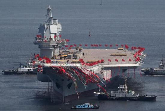 穿越到平行世界搞娱乐,美国比俄罗斯更受欢迎?为何世界各国愿意追随美国而不是俄罗斯?