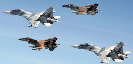 委内瑞拉军力起底:同时装备美俄两国主力战机