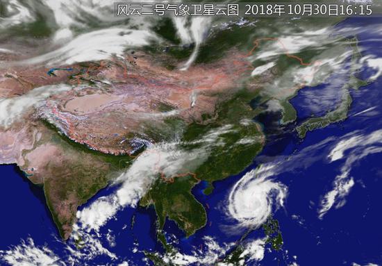 扫过塞班岛的“玉兔”10月30日正经过菲律宾 图源:中央气象台