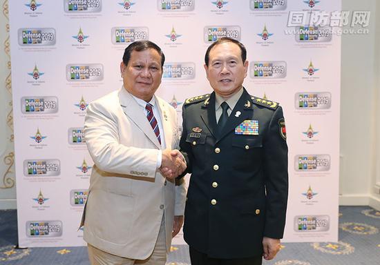 下载凤凰平台官网登录-2018年全国整体供地增两成 成交楼面均价下滑超一成