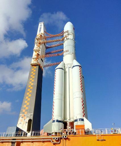 美私企展出载人飞船试验舱