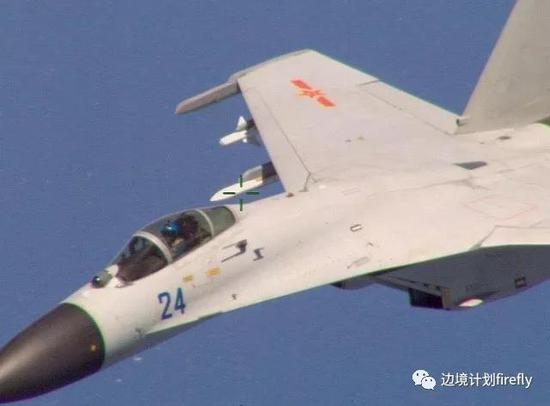 南海的海军j-11与美军p-8a相遇事件中,美方发布的照片。