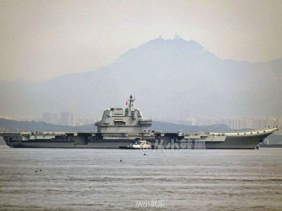 当地时间9月1日,国产航母顺利完成第二次试航任务,返回大连造船厂。